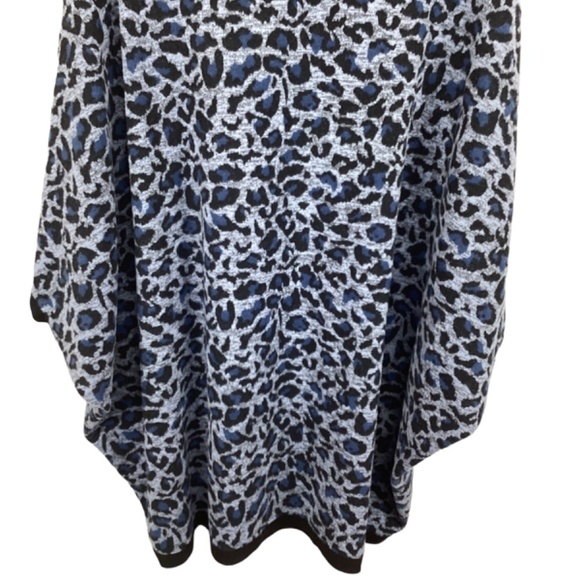 Tyler Boe Blue‎ Gray Black Fergie Ponch Fringe Size XS/S Soft Sweater Pullover - Picture 8 of 10